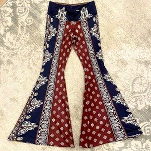 OM Collection Yoga Bell Bottoms Lush Wide Leg Sri Yantra Print Pants L